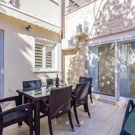 Apartment 2 Bedroom Lovely In Crikvenica