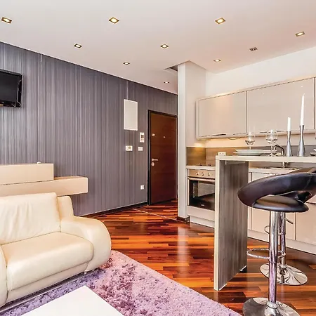 Beautiful In Apartament *